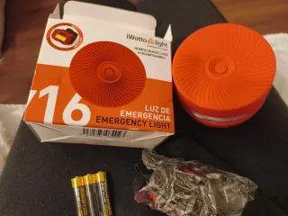 Baliza LED emergencia coche iWotto sin GPS