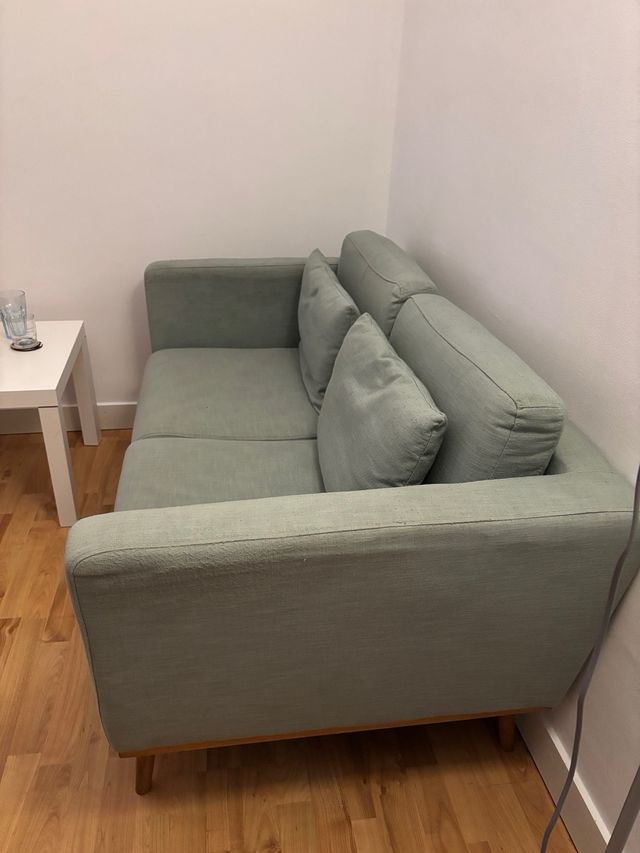 Sofá 140cm verde claro lavable