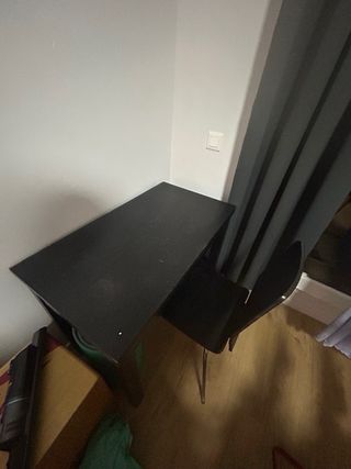 Mesa escritorio IKEA negra extensible