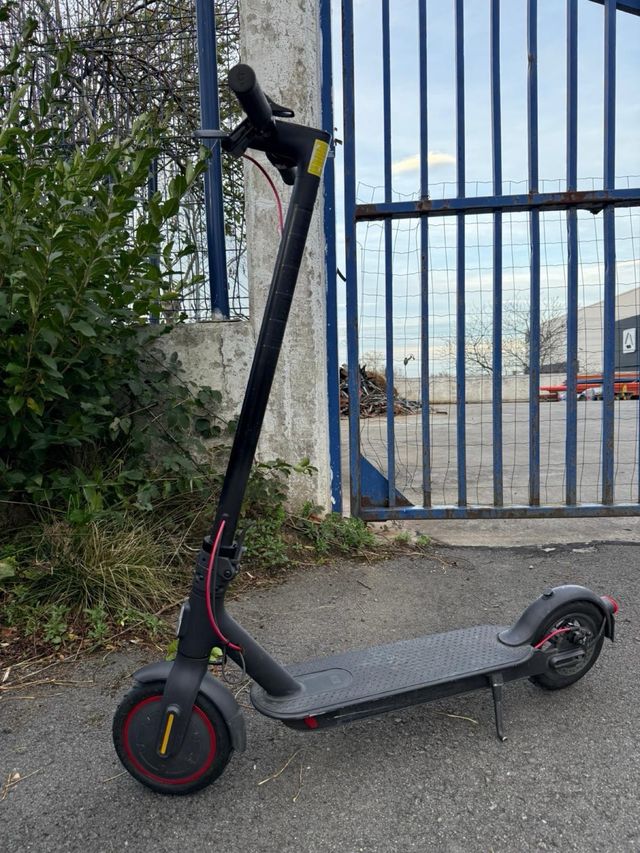 Patinete eléctrico plegable