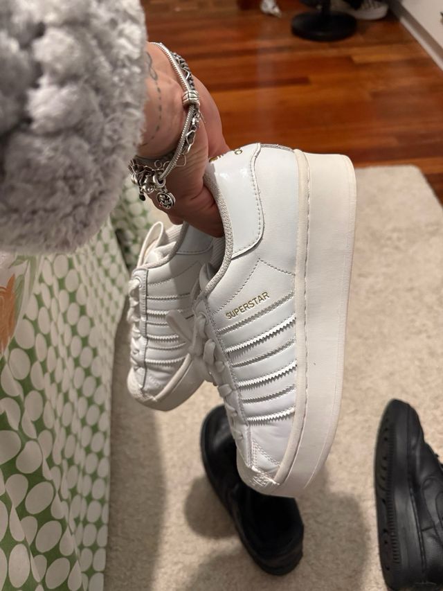 Zapatillas Adidas Superstar Doradas Blancas