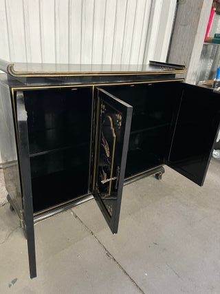 Cómoda antigua restaurada