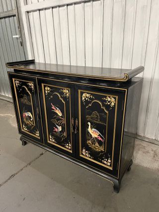 Cómoda antigua restaurada