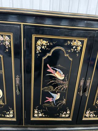 Cómoda antigua restaurada