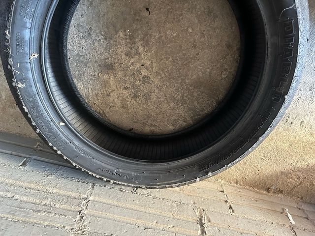 Juegos neumáticos slick Moto2