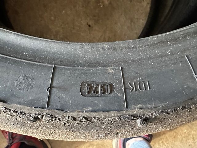 Juegos neumáticos slick Moto2