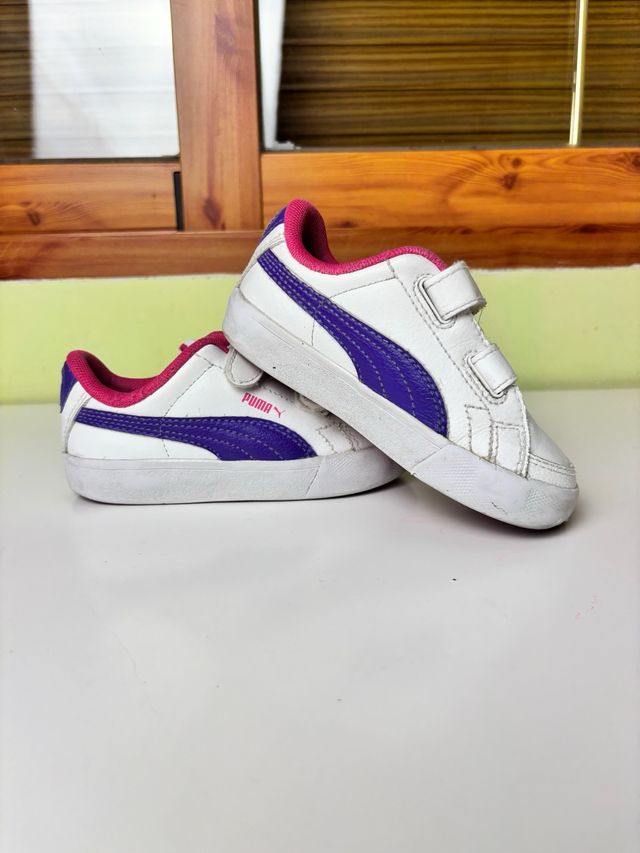 Zapatillas Puma niña blancas y rosa T24
