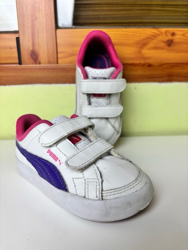 Zapatillas Puma niña blancas y rosa T24