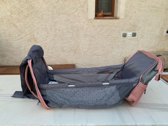 Mochila bebé Keimer gris y rosa