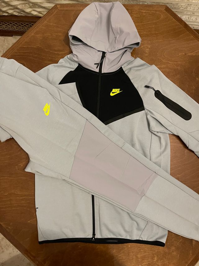 Conjunto Nike Tech Fleece Cremallera Completa Gris
