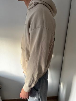 HOODIE NUDE PROJECT - BY ARTIST FOR ARTIST