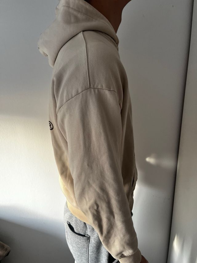 HOODIE NUDE PROJECT - BY ARTIST FOR ARTIST