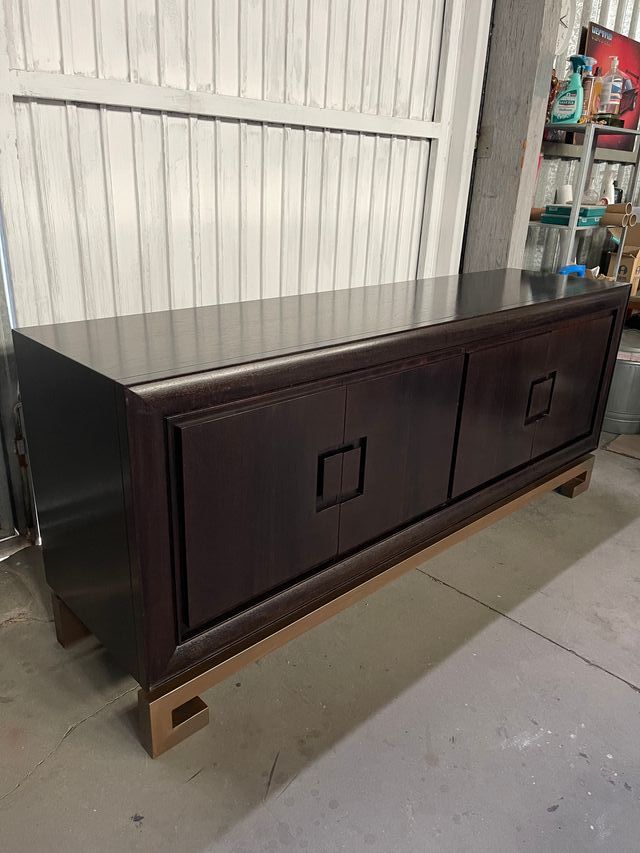 Aparador madera maciza nueva