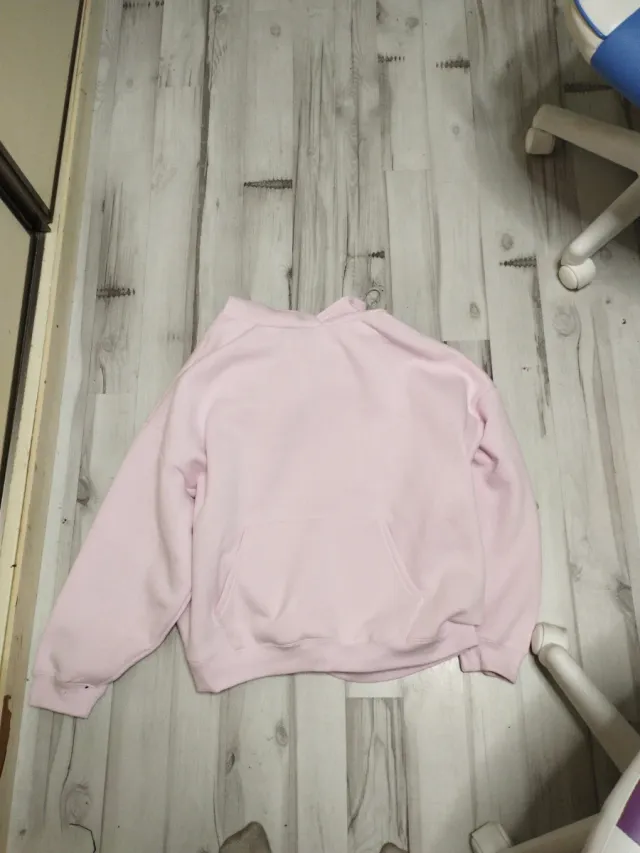 Sudadera rosa con capucha