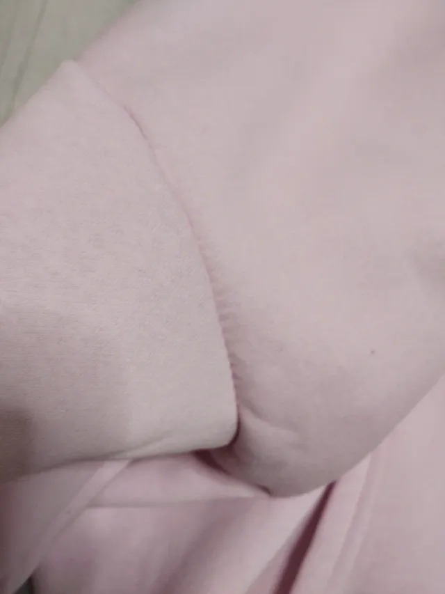 Sudadera rosa con capucha