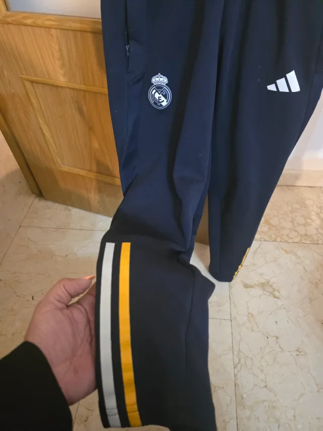 Conjunto Real Madrid Chandal y Camiseta