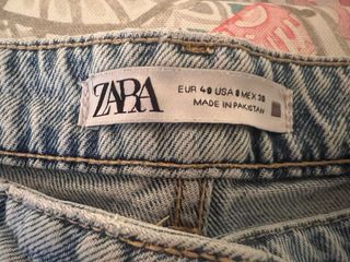 Pantalón vaquero Zara azul