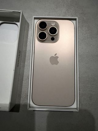 iPhone 16 Pro 256GB Desert Titanium