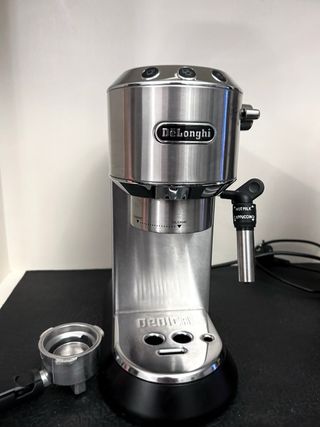 Cafetera Expreso De'Longhi Dedica