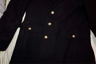 Abrigo largo ZARA negro con forro estampado