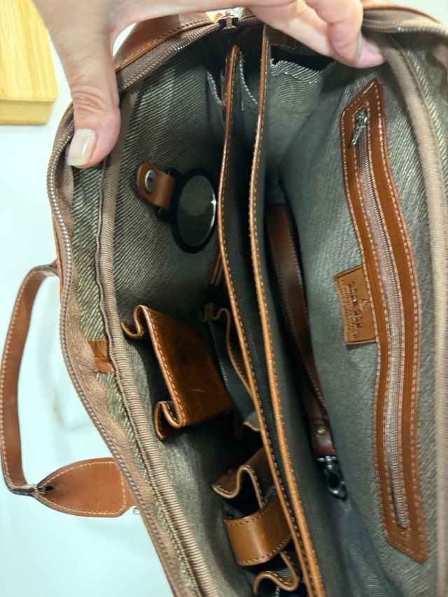 Maletín de piel cabe portátil 40x27x6