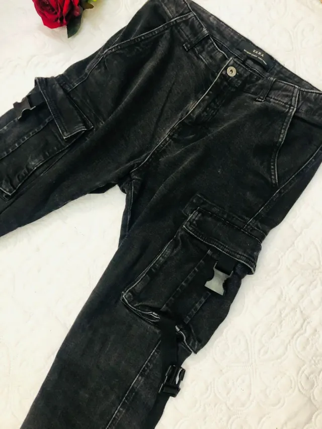 Vaqueros Cargo Zara Negros