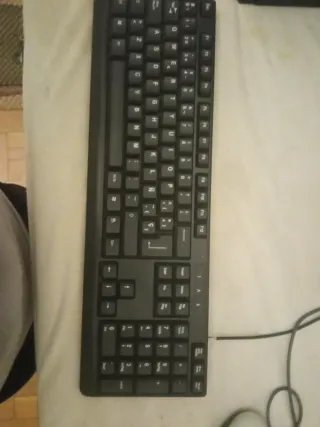 Torre HP, Monitor Dell, Teclado y Ratón