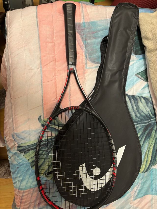 Raqueta de tenis HEAD con funda