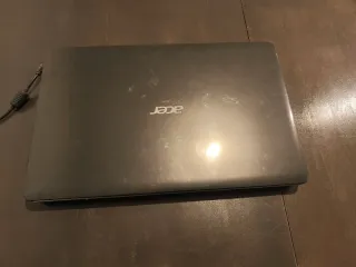 Portátil Acer Intel i3 4GB RAM