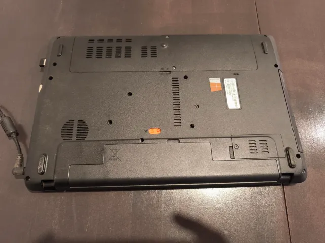 Portátil Acer Intel i3 4GB RAM