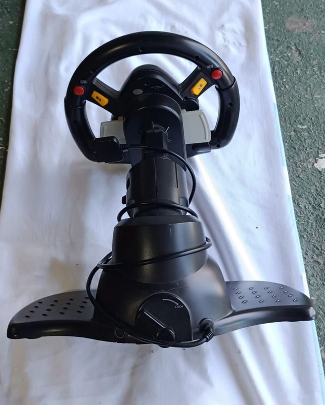 Volante de carreras con pedales Access Line