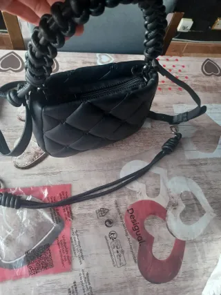 Bolso Desigual Negro Acolchado