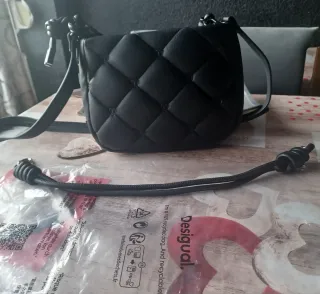 Bolso Desigual Negro Acolchado