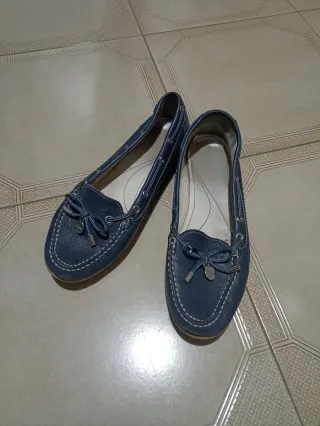 Zapatos planos náuticos azules