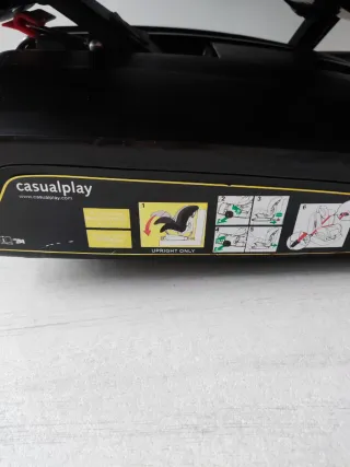 Silla de coche Casualplay. Nueva!