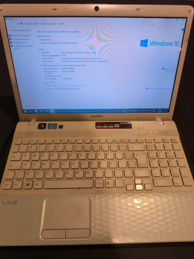 Sony Vaio Notebook Intel i3 4GB RAM