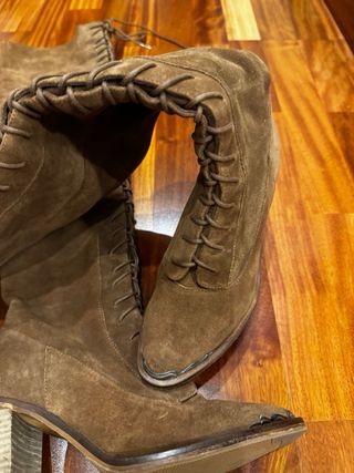 Botas altas Guts & Love marrones