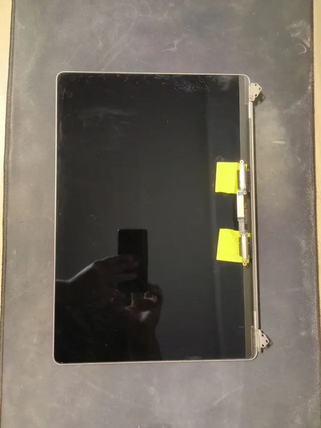 MacBook Pro 2020 (A2141) para piezas