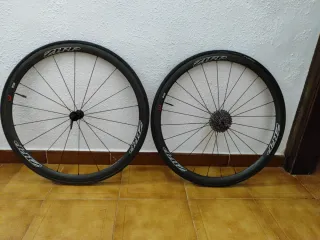 Ruedas Carbono ZIPP 202 Tubular Firecrest.