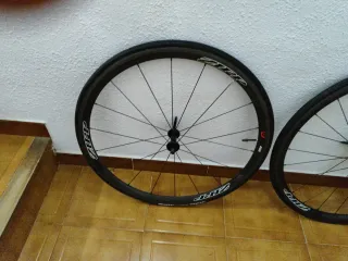 Ruedas Carbono ZIPP 202 Tubular Firecrest.