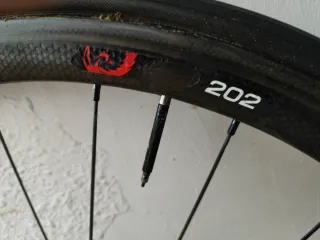 Ruedas Carbono ZIPP 202 Tubular Firecrest.