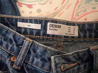 Pantalón vaquero Bershka azul