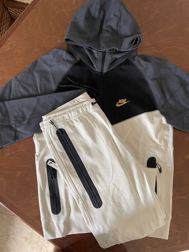 Conjunto Nike Tec.