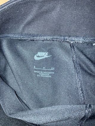 Mallas Nike Mujer Negras con Logo Blanco