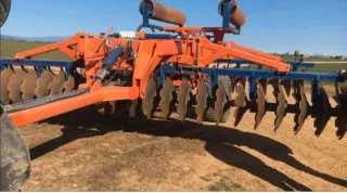 Grada Galucho NGVR 44 discos