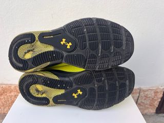 Scarpe Under Armour HOVR Taglia 44.5