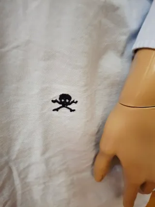 Camisa azul de manga larga