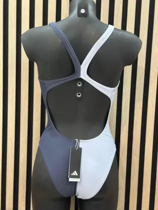 Bañador Adidas Talla M Gris y Blanco