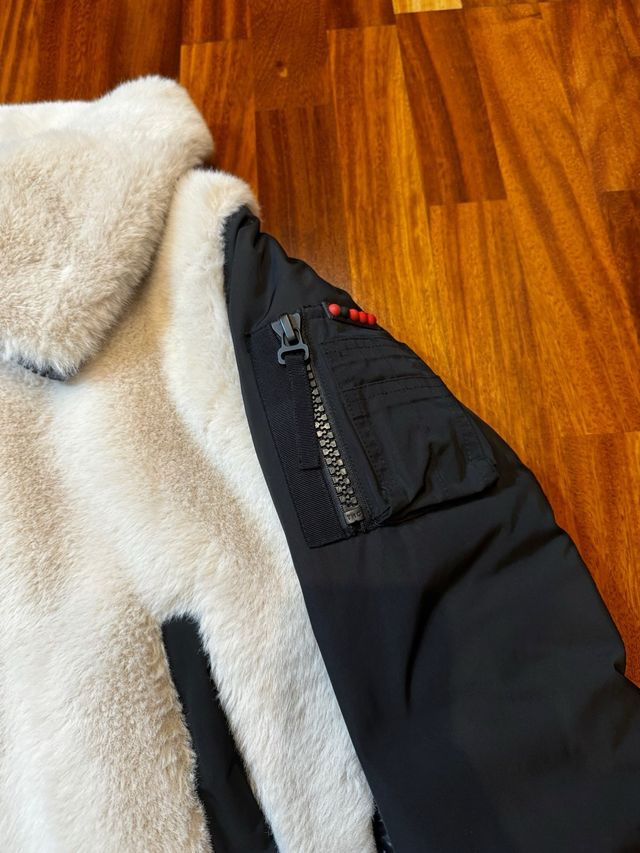 Plumífero Dichi Beige y Negro 38