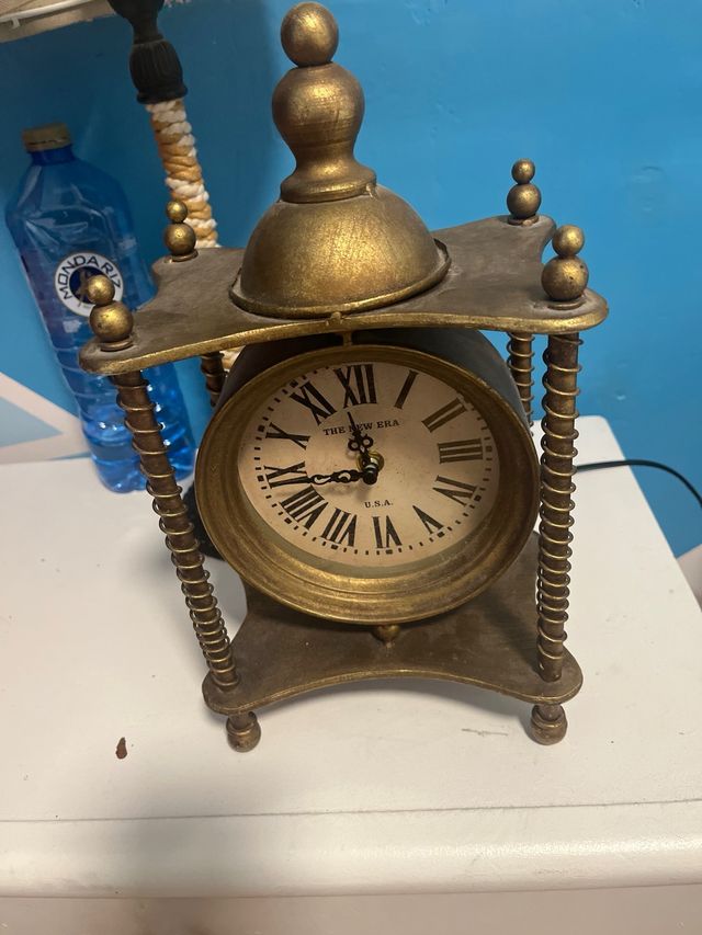 Reloj de sobremesa decorativo